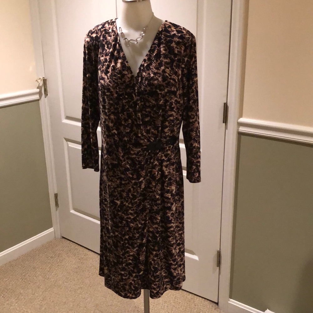 Jones Wear Dress. Beautiful Warm Browns & Black Lined Wrap Dress Size 16